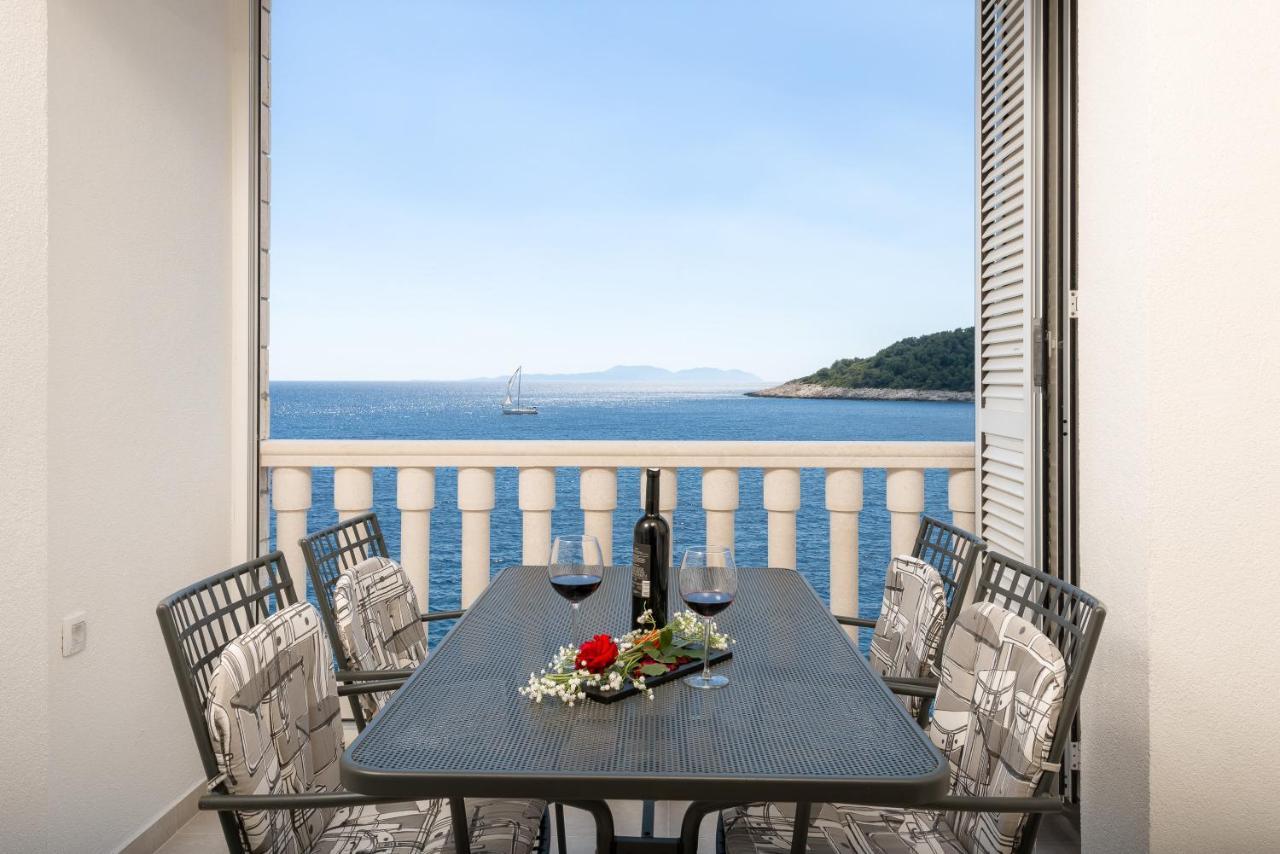 Luxury Bellavista Amazing Sea Holidays With Private Beach & Parking Milna  Ngoại thất bức ảnh