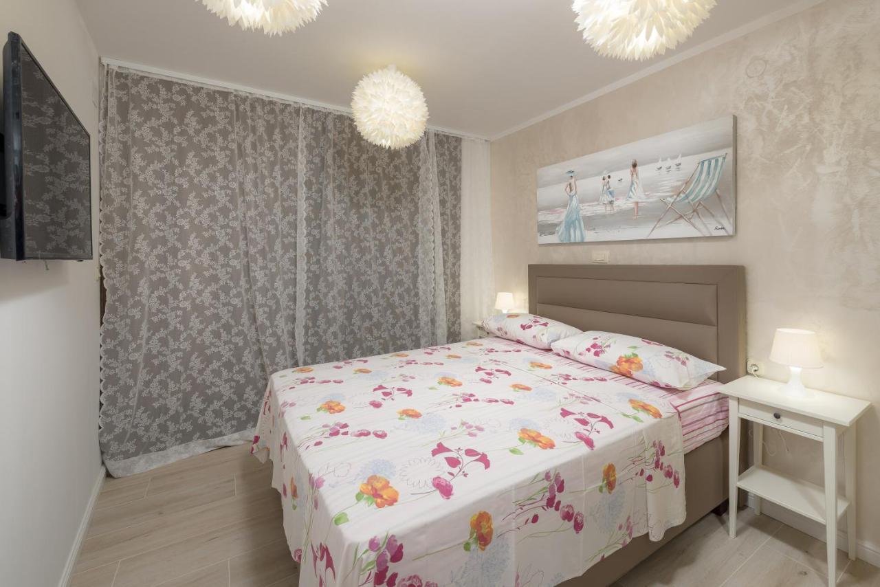 Luxury Bellavista Amazing Sea Holidays With Private Beach & Parking Milna  Ngoại thất bức ảnh