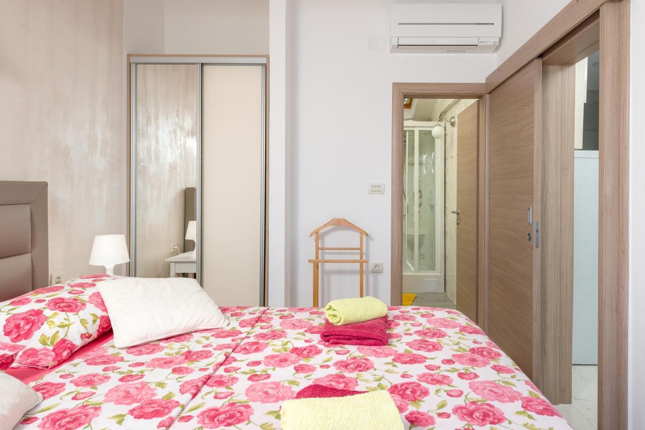 Luxury Bellavista Amazing Sea Holidays With Private Beach & Parking Milna  Ngoại thất bức ảnh