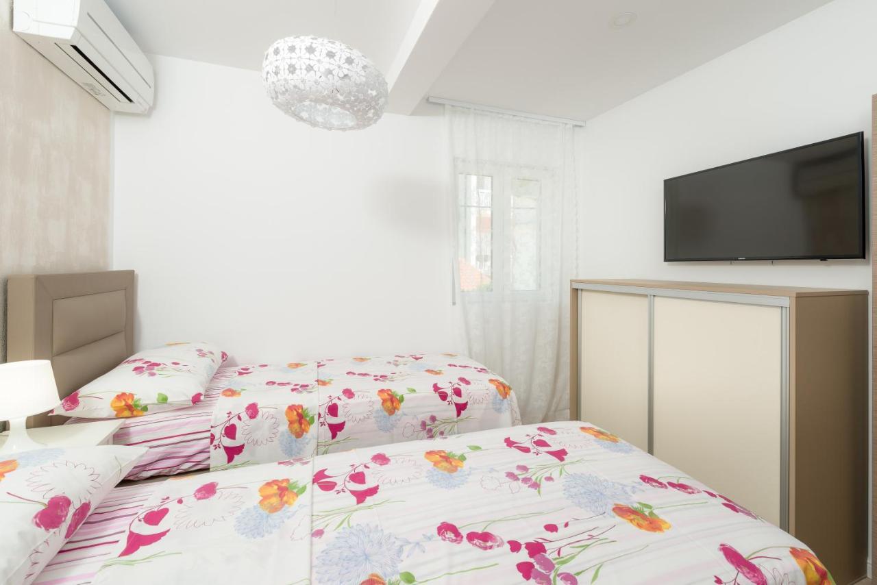 Luxury Bellavista Amazing Sea Holidays With Private Beach & Parking Milna  Ngoại thất bức ảnh