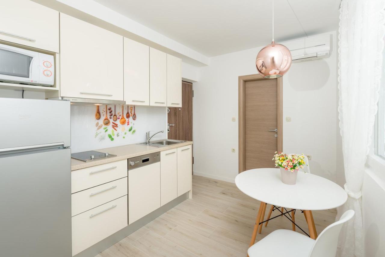 Luxury Bellavista Amazing Sea Holidays With Private Beach & Parking Milna  Ngoại thất bức ảnh
