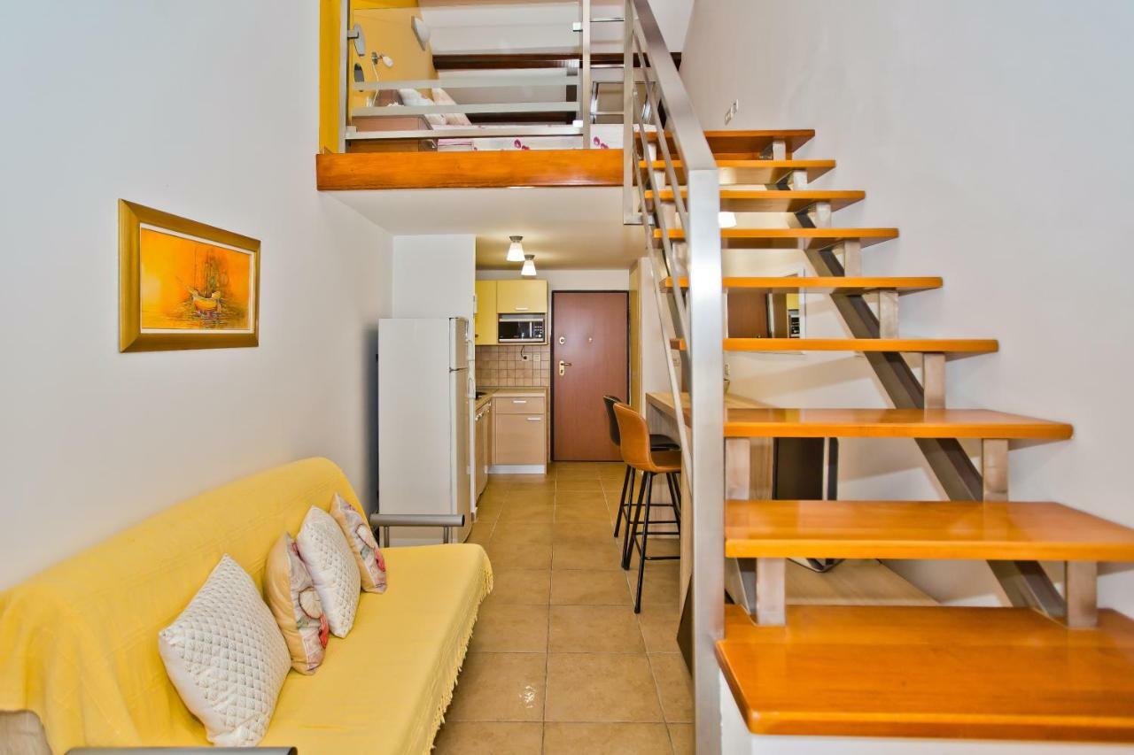Luxury Bellavista Amazing Sea Holidays With Private Beach & Parking Milna  Ngoại thất bức ảnh