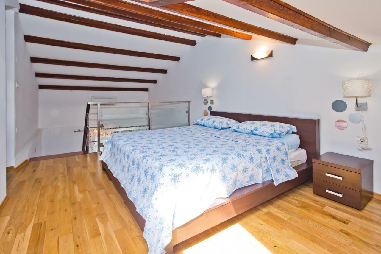 Luxury Bellavista Amazing Sea Holidays With Private Beach & Parking Milna  Ngoại thất bức ảnh